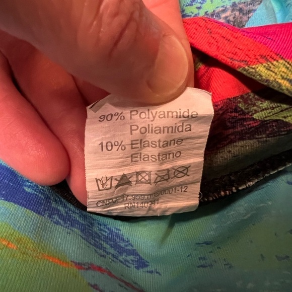 DONAJO COLORFUL ATHLETIC SKORT SIZE 1 ABSTRACT PATTERN - Picture 9 of 11